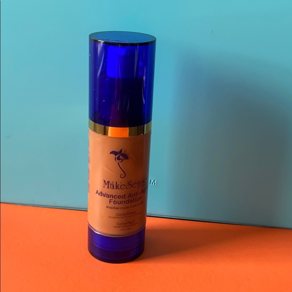 SALE!!! MakeSense AAA Foundation - Cinnamon